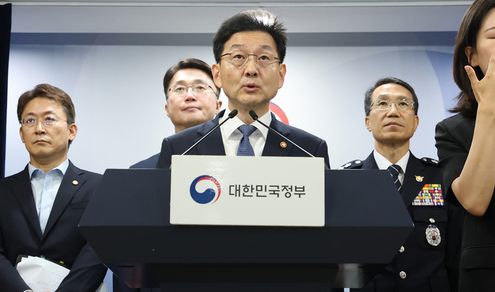 origin_보이스피싱근절종합대책발표하는윤창렬국무조정실장.jpg
