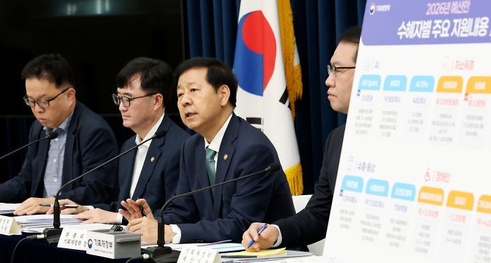 李정부, 내년 728조 ‘슈퍼예산’ 편성... AI·R&D 투자↑
