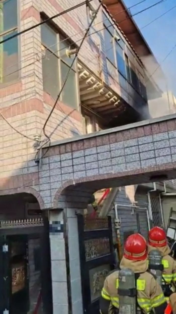 대구 북구 다세대 주택서 화재... 50대 엄마·20대 딸 사망, 20대 아들 중상