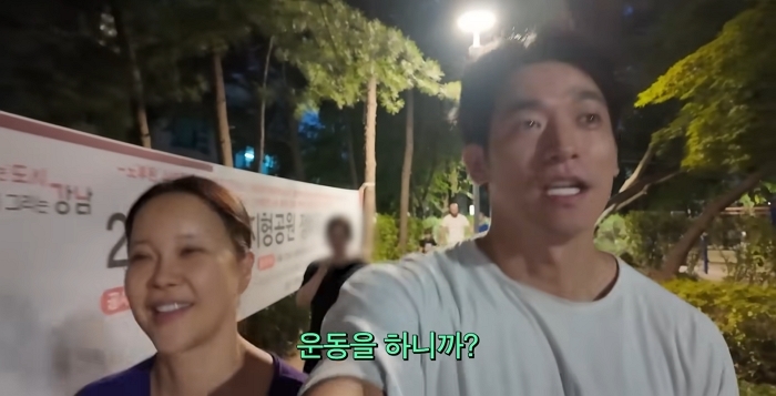 해병대 출신 정석원이 백지영에게 알려주는 쉬운 몸매관리 운동 비결 3-15 screenshot (1).jpg
