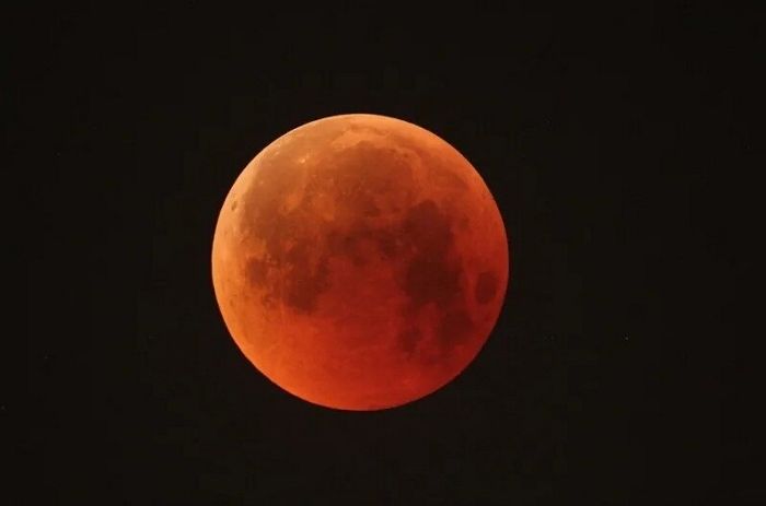 3년 만에 찾아오는 개기월식... 오는 8일 ‘이 시간’에 볼 수 있습니다