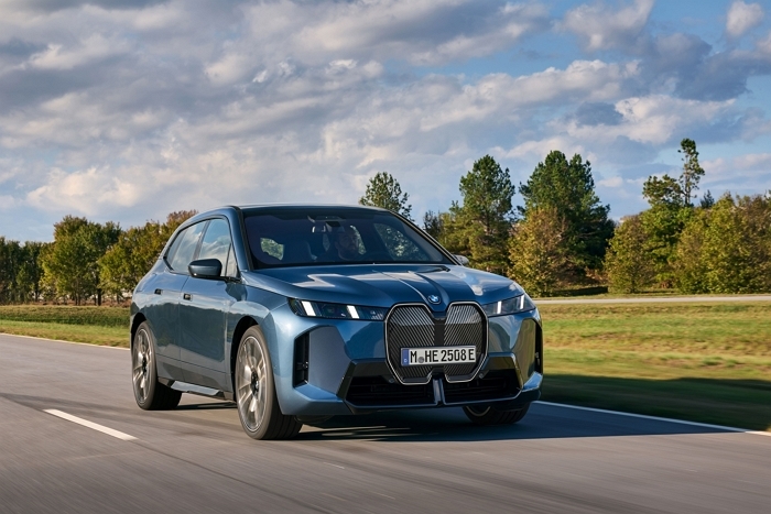 사진2-BMW iX xDrive60.jpg