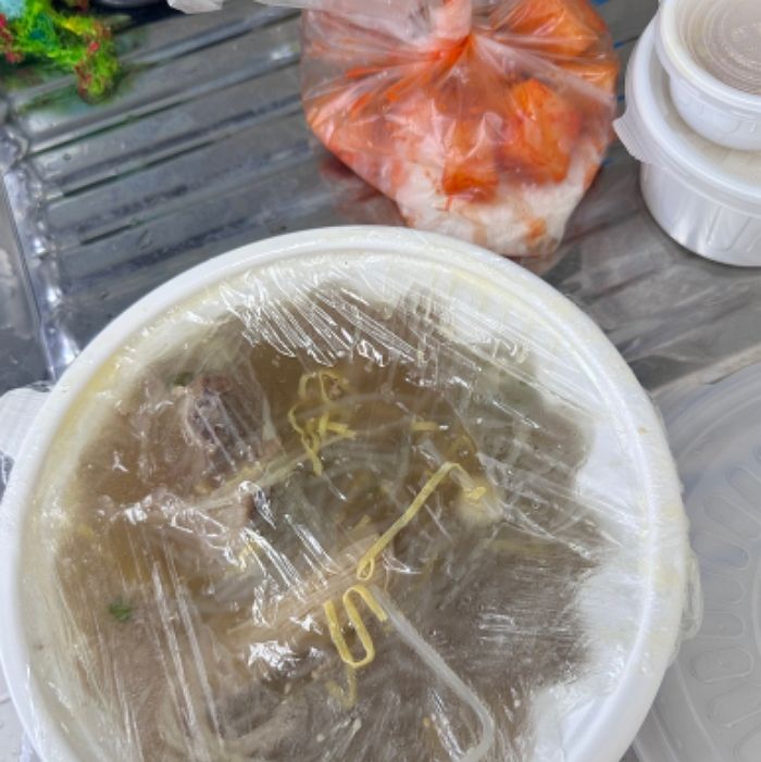 “이럴거면 밀키트를 먹지”... 배달 주문한 15000원짜리 갈비탕 수준
