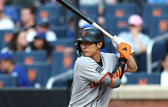 이정후, MLB 첫 ‘벤치클리어링’ 경험... 혼란 속에서도 ‘2안타 3출루’로 3연승 견인