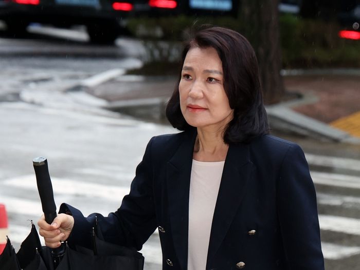 정부 ‘방통위 폐지’ 결정에... 이진숙 “법대로 되지 않을 때 법 바꾸는 것이 독재”
