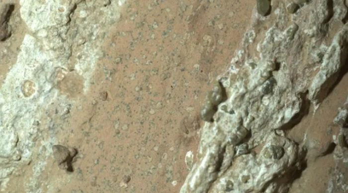 NASA, 화성에서 채취한 암석서 ‘잠재적 생명체’ 징후 발견