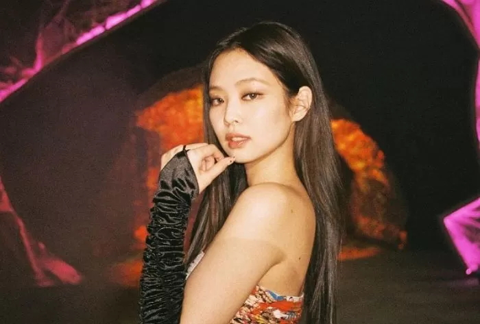 Instagram 'jennierubyjane'