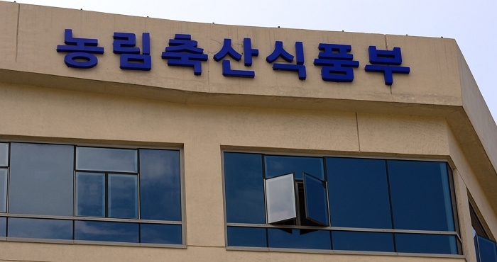 origin_중국산훈제오리서AI유전자뒤늦게확인…정부폐기·수출중단조치.jpg