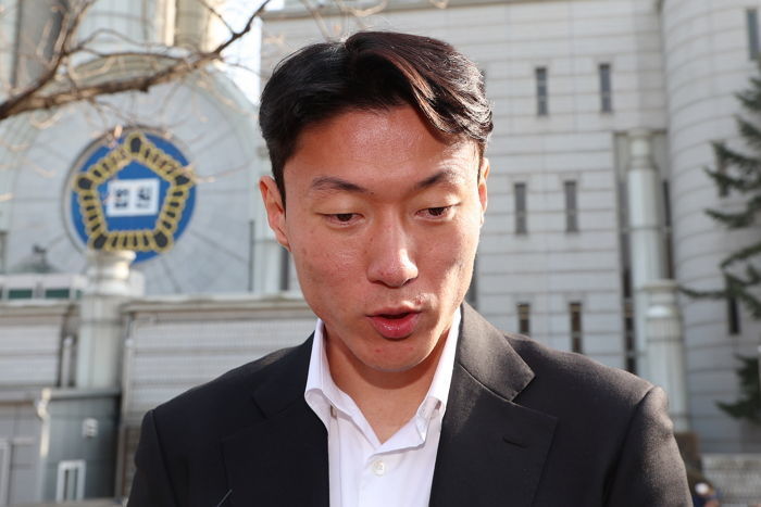 ‘불법촬영’ 황의조, 징역형 집행유예 확정... “신뢰 회복 위해 최선 다하겠다”