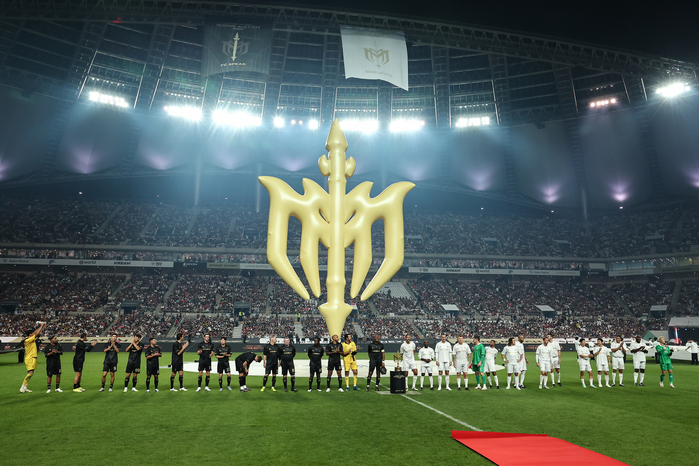 상암동 마비시킨 ‘넥슨 아이콘매치’, 게임·축구팬에 역대급 ‘추억’ 선사했다