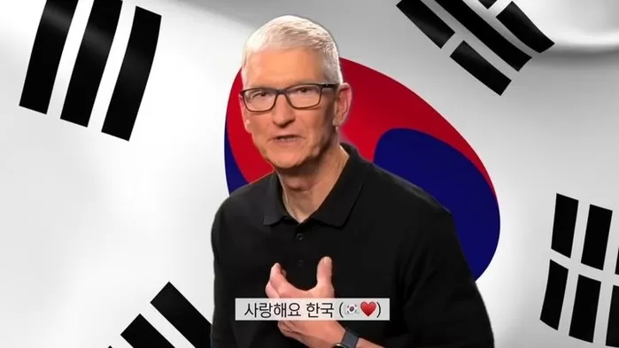 우린 뒷전인 줄 알았는데... 팀 쿡 ‘애플 CEO’가 잇섭 만나 “사랑해요 한국” 고백한 사연