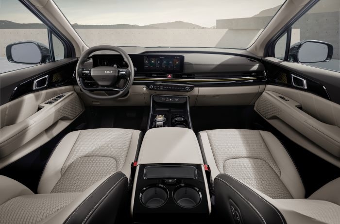 (사진2) The 2026 카니발 하이리무진 내장.jpg