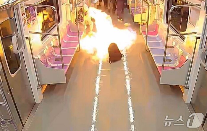 검찰, ‘5호선 방화’ 60대 남성에 징역 20년 구형