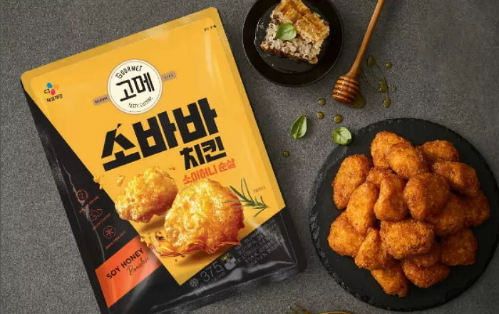 ‘고메 소바바치킨’으로 자취생들에게 한줄기 빛 선물한 CJ제일제당... 이번엔 ‘뼈 치킨’ 출시
