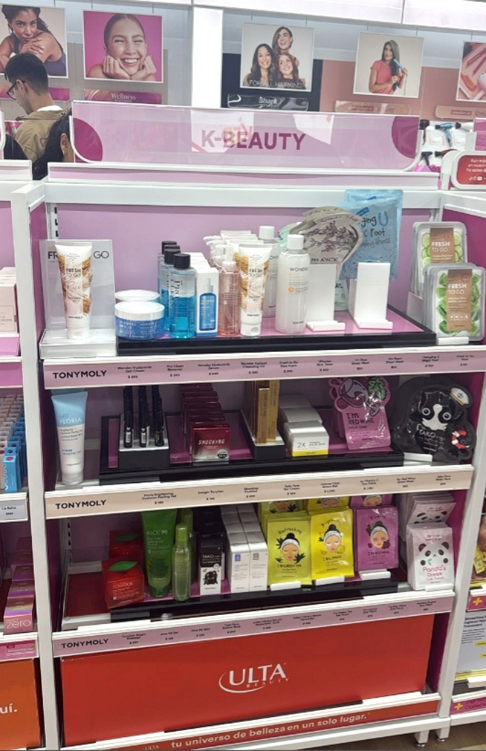 사진1_울타뷰티 멕시코 1호점 내 토니모리 매대.jpg