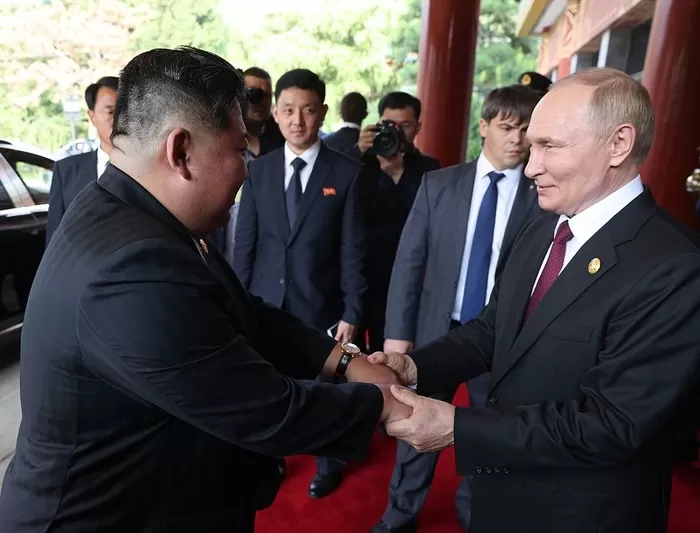 “러시아, 북한에 ‘핵추진잠수함용’ 원자로 기술 이전 제공” 첩보 입수