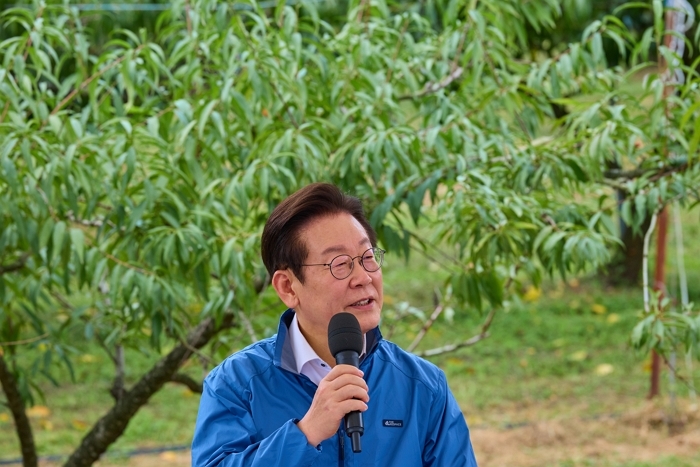 李대통령, 청년들과 상상콘서트서 “요즘 그러면 ‘뺨’ 맞아”... 말 나온 이유 보니