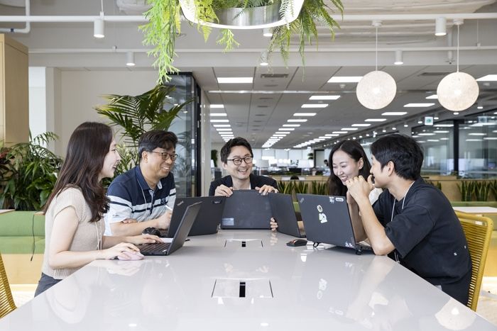 32년 만에 ‘9 to 6’ 루틴 깨졌다... 유한킴벌리 사원은 몇 시에 출근할까?