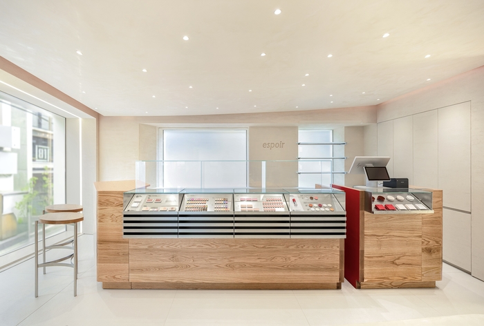 [에스쁘아_사진자료] 에스쁘아, ‘에스쁘아 연남’ 리뉴얼 오픈_커스텀 앤 플레이 존.jpg