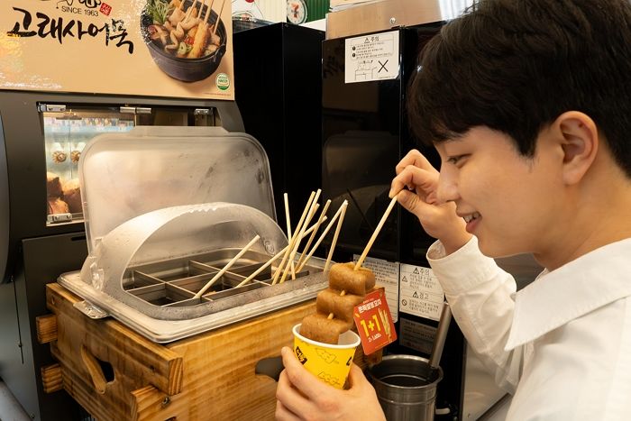 급 쌀쌀해진 요즘, 당장 세븐일레븐 달려가야 하는 이유... 어묵·붕어빵·군고구마 출시