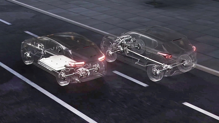 “브레이크로 착각한 풀악셀 막는다”... 현대차가 ‘페달 오조작’ 막기 위해 도입한 최첨단 기술