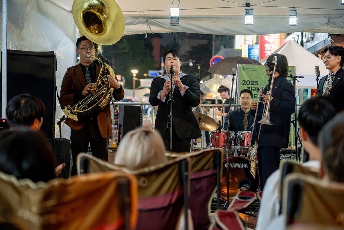장충동, 가을밤 예술 축제로 물들다... 파라다이스 아트랩 페스티벌 현장
