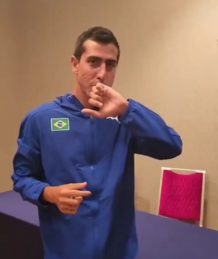 “금메달 따면 괜찮을거라 믿어”... 경기 도중 결혼반지 분실하고 금메달 딴 브라질 경보 선수