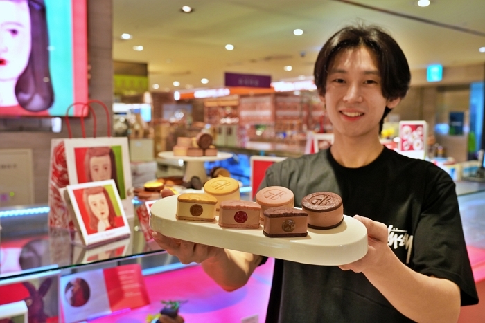 “선물하기 딱 좋은 프리미엄 디저트”... 롯데백화점, 고디바 ‘지 버터’ 공개