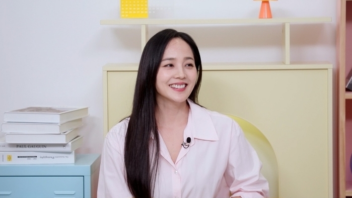 유진, 다이어트 비법 “매일 32층 계단 오르기... 힙업 효과 있어”