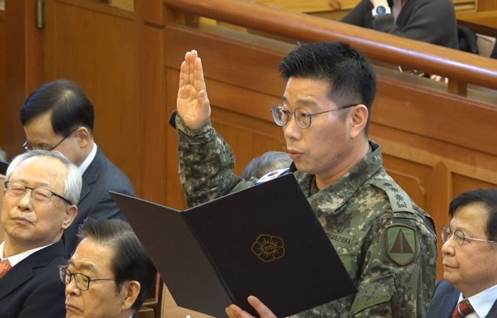 “서강대교 건너지 말라”... 국방부, ‘비상계엄 회피’ 非육사 3인방에 정부 포상