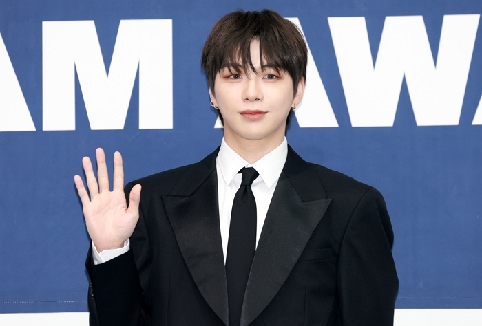 origin_강다니엘완성형비주얼.jpg