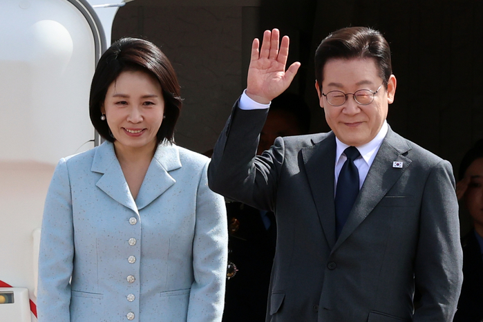 origin_유엔총회참석위해출국하는이재명대통령 (1).jpg