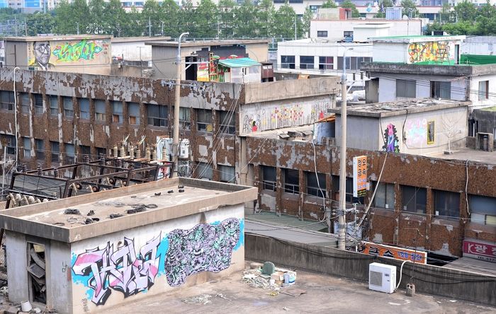 “낡은 공장에서 예술의 거리로”... ‘세계에서 가장 멋진 동네’ 6위 선정된 한국의 ‘이 곳’