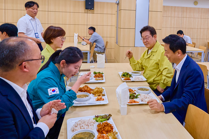 origin_대통령실참모진재산평균22억…3명중1명강남3구부동산종합.jpg