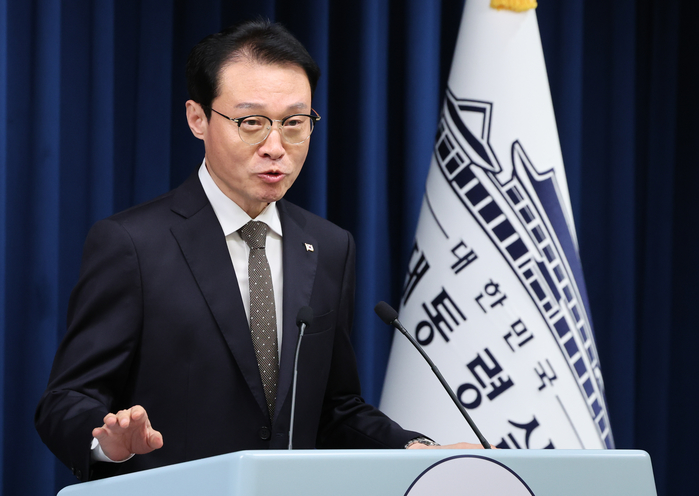origin_李대통령100일기자회견슬로건…회복위한100일미래위한성장.jpg
