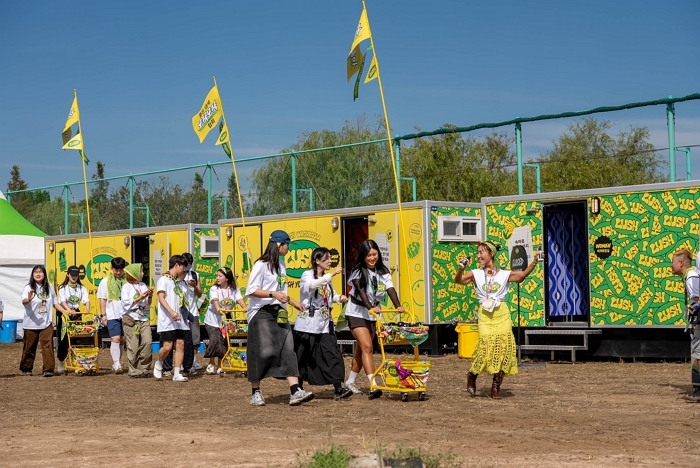 “락 페스티벌도 향기롭게” 러쉬코리아, 부산국제록페스티벌서 ‘프레쉬 워시룸’ 프로젝트 공개
