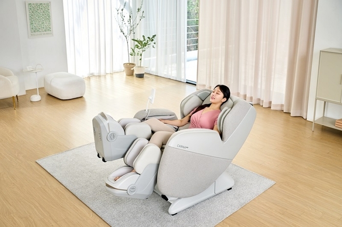 [바디프랜드_사진자료] 바디프랜드 콤팩트 헬스케어로봇 '카르나로보'.jpg