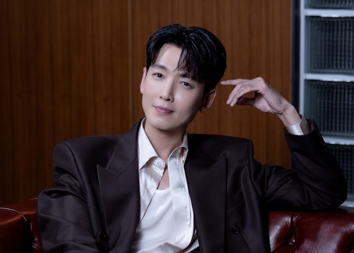 ‘보스’ 정경호 “♥수영 시사회 못 오지만 같이 극장에서 볼 것”