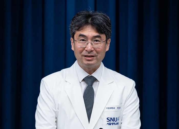 origin_박상민대통령주치의영부인일정관련브리핑.jpg