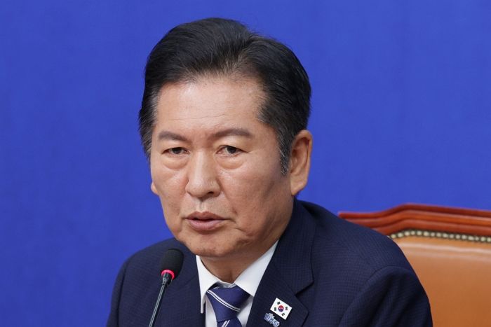 정청래 ‘주4.5일제 단계적 도입·교사 정치 참여 보장’ 약속