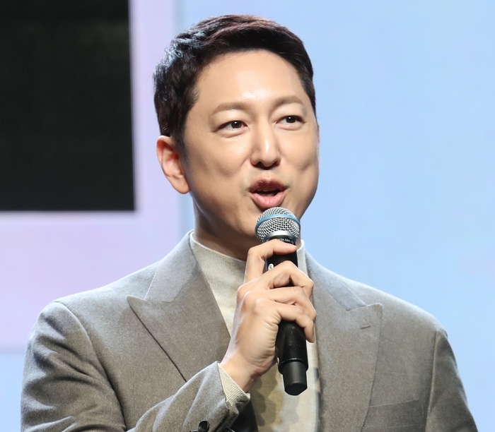 origin_한석준임창정쇼케이스빛나는MC.jpg