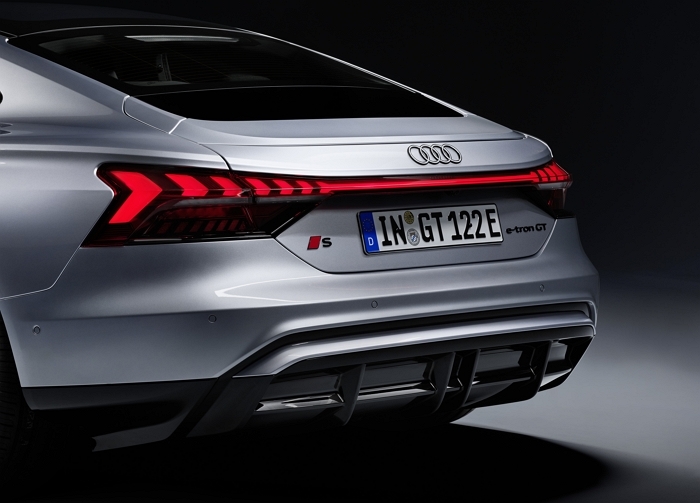 사진 3_‘더 뉴 아우디 S e-트론 GT’.jpg