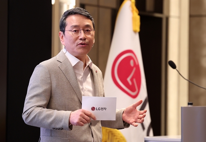 LG전자 인도법인, 10월 상장 가시화... 조주완 “1.8조원 자금 조달”