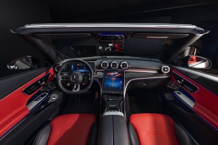 [사진 3] 메르세데스-AMG CLE 53 4MATIC+ 카브리올레 한성에디션 (3).jpg