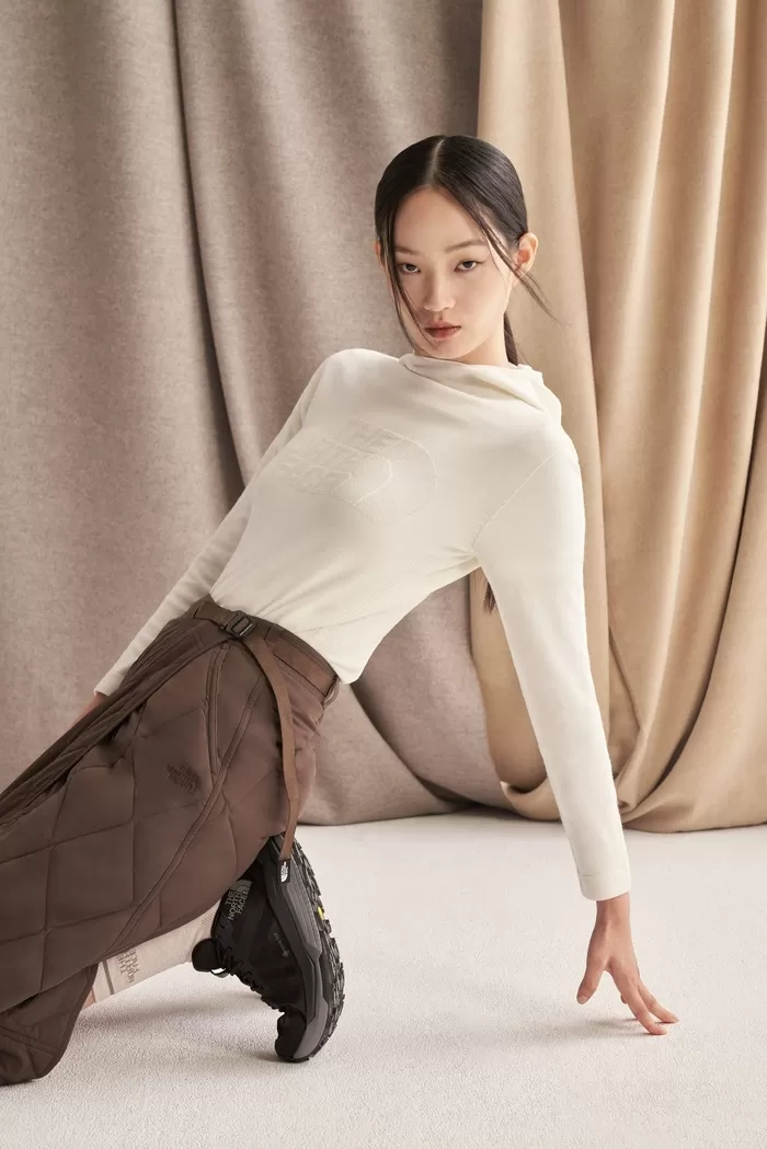노스페이스, 신현지와 함께한 메리노 울 FW 화보 공개... 고급 울 라인업 선보여