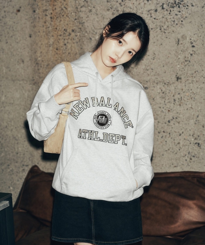 사진 자료3. 이랜드 뉴발란스, 엠버서더 아이유와 함께한 2025 FW 시즌 화보 (2).jpg