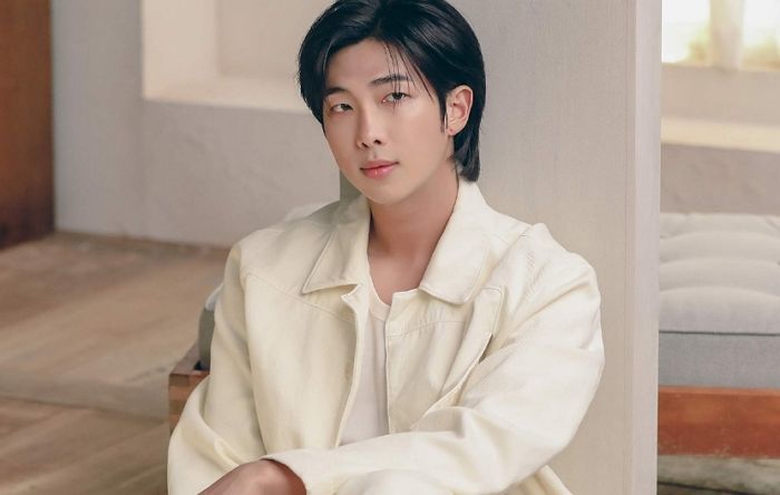 BTS RM, 큐레이터로 데뷔 한다... 10여 년간 수집해온 개인 소장품 처음 공개