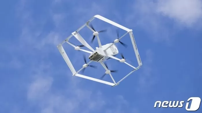 아마존 프라임 에어, 드론 2대 크레인 충돌에도 기술 결함 없다며 배송 재개 결정