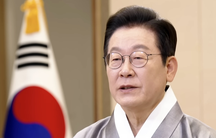 origin_영상메시지로추석인사전하는이재명대통령.jpg