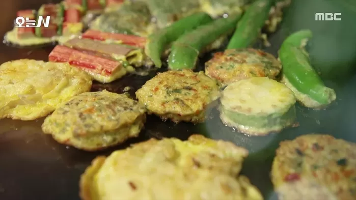 고기의 씹는 맛! 갈비의 뜯는 맛! 모두 맛볼 수 있는 뼈삼겹 | 핫클립 | 오늘N; | 만나면 좋은 친구 MBC